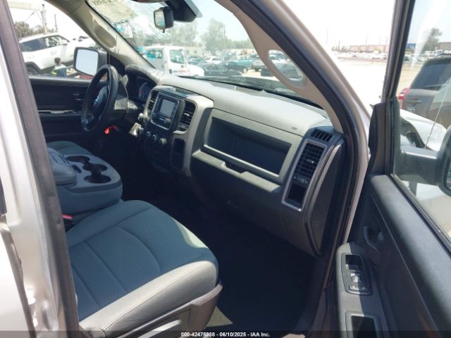2015 RAM 1500 1C6RR6KGXFS605044 Photo 4