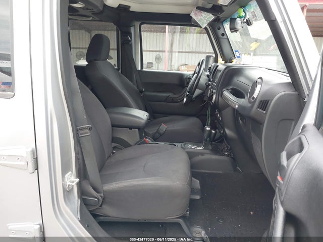1C4BJWDG3EL311671 Jeep 2014