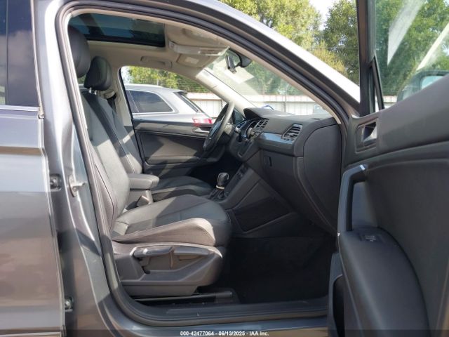 2020 VOLKSWAGEN TIGUAN 3VV3B7AX6LM028187 Photo 4
