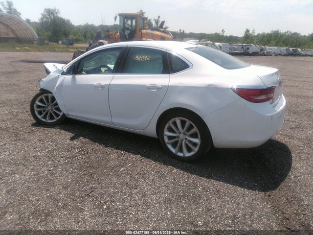 42477155 :رقم المزاد ، 1G4PR5SK3F4184427 vin ، 2015 Buick Verano Convenience Group مزاد بيع