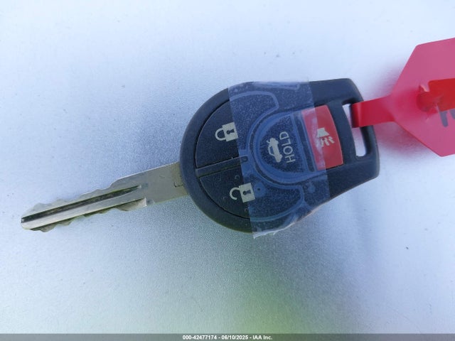 3N1AB7APXEY260411 Nissan 2014