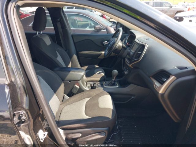 2017 JEEP CHEROKEE 1C4PJLAS6HW654863 Photo 4