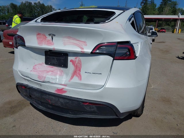 2024 TESLA MODEL Y 7SAYGDEE3RF166962 Photo 5