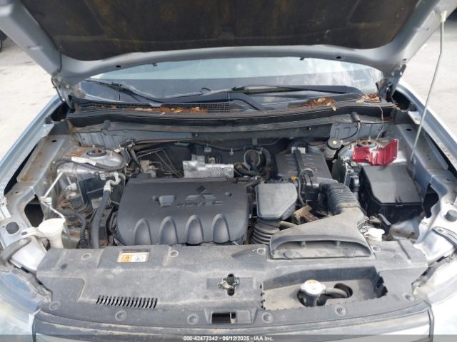 JA4AD3A35EZ011222 Mitsubishi Outlander Se