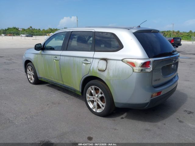 JA4AD3A35EZ011222 Mitsubishi Outlander Se