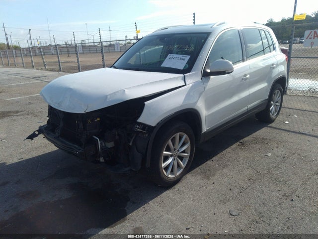 WVGRV7AXXHW509109 Volkswagen 2.0 tsi
