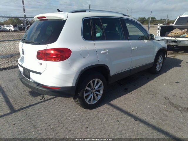 WVGRV7AXXHW509109 Volkswagen 2.0 tsi
