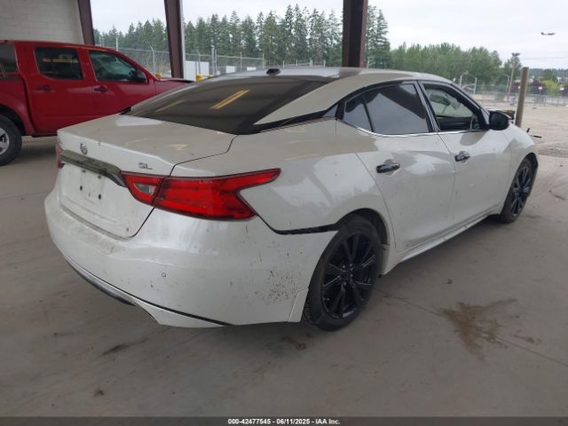 1N4AA6AP1JC393321 Nissan 2018