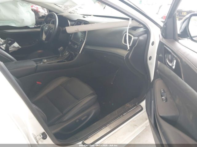 1N4AA6AP1JC393321 Nissan 2018