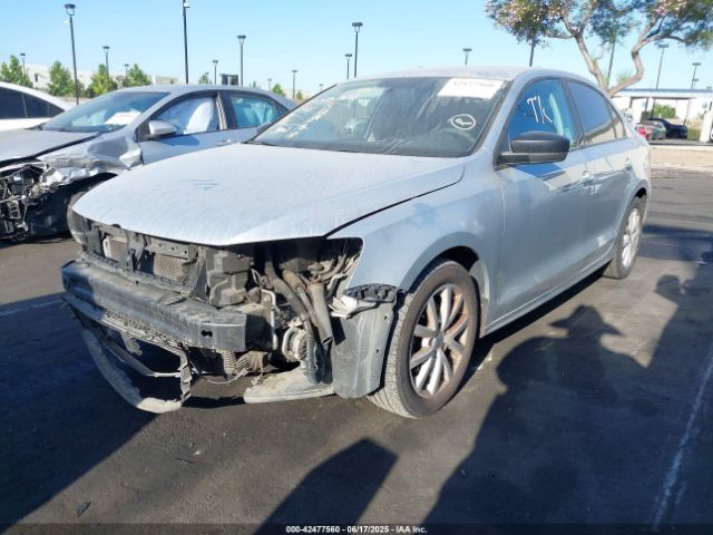 3VWD17AJ8FM415696 Volkswagen Jetta