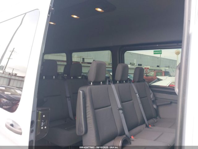 W1Z4KGHY2ST217279 Mercedes-Benz Sprinter 2500 High Roof 4-cyl Diesel