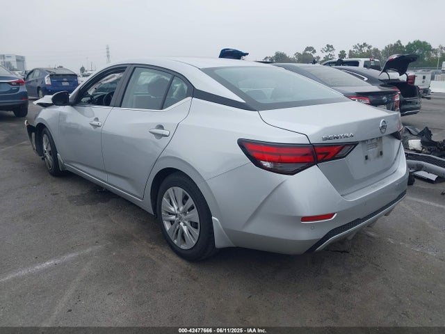 3N1AB8BV4MY210492 Nissan Sentra