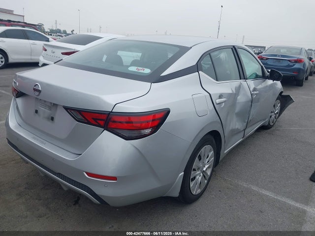 3N1AB8BV4MY210492 Nissan Sentra