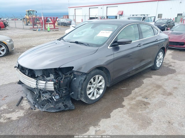 Chrysler 200 2015 1C3CCCCB8FN593089 Image 2