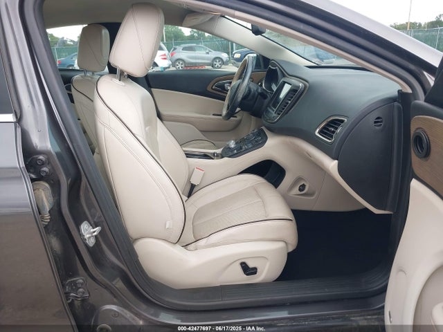 Chrysler 200 2015 1C3CCCCB8FN593089 Image 5