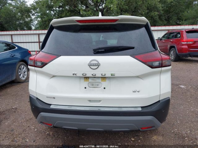 JN8BT3BA0PW414964 Nissan Rogue Sv Fwd