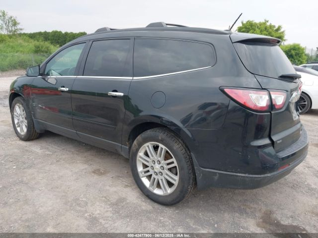 2015 CHEVROLET TRAVERSE 1GNKVGKD3FJ233447 Photo 2