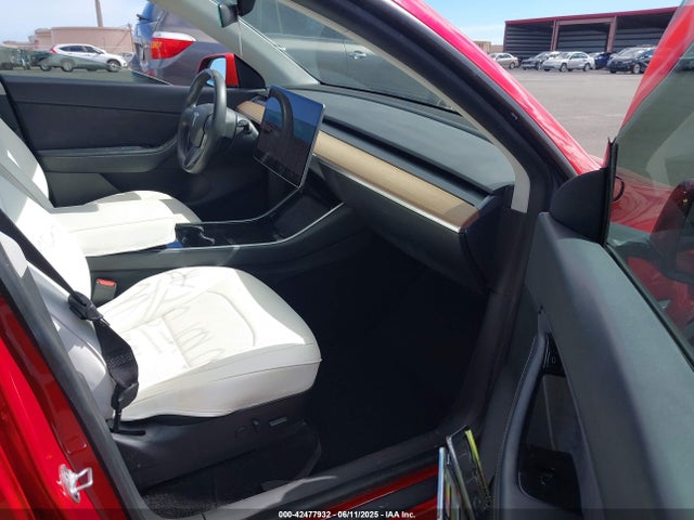 2020 TESLA MODEL Y 5YJYGDEF0LF039096 Photo 4