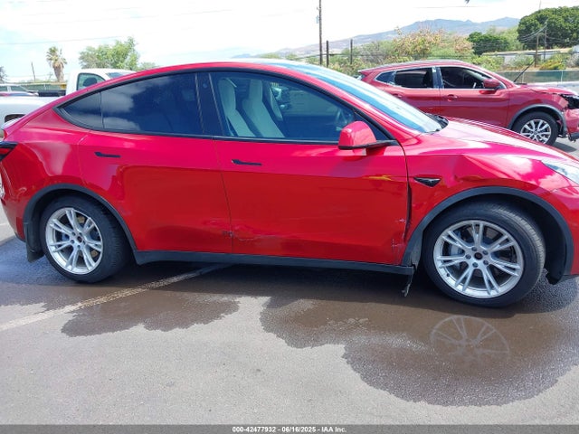 2020 TESLA MODEL Y 5YJYGDEF0LF039096 Photo 5