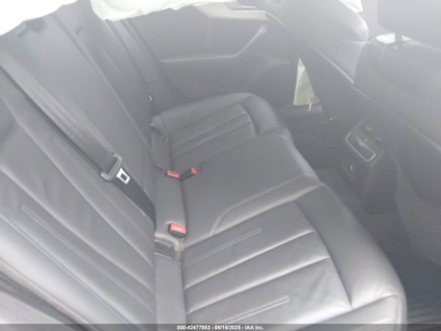 2019 AUDI A4 WAUDNAF46KN011574 Photo 7