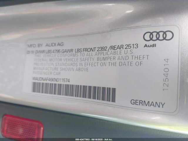 2019 AUDI A4 WAUDNAF46KN011574 Photo 8
