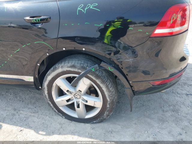 2012 VOLKSWAGEN TOUAREG WVGFF9BP6CD005073 Photo 5
