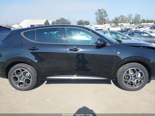 ZASPATCW4R3047349 Alfa Romeo 2024