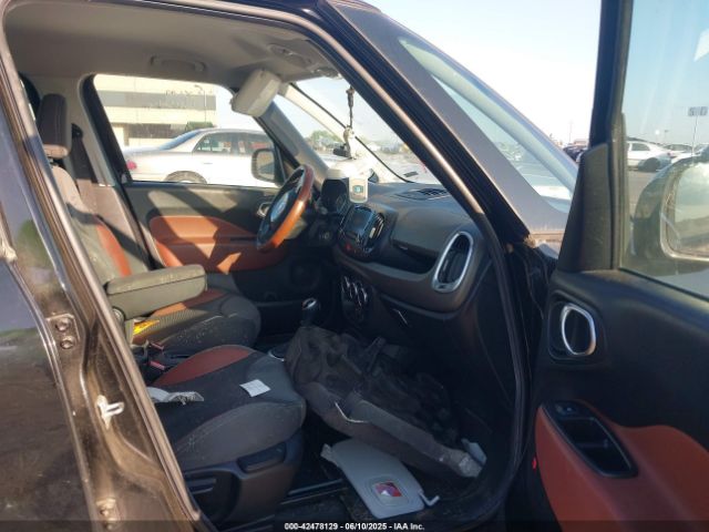 2014 FIAT 500L ZFBCFADH6EZ014198 Photo 4