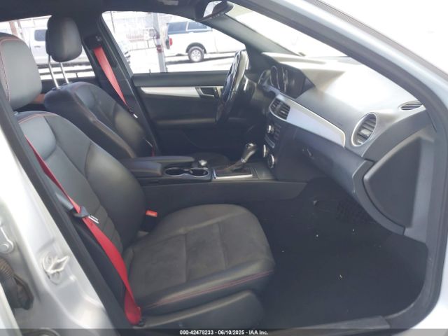 WDDGF4HB5ER319638 Mercedes-Benz 2014