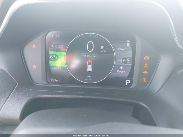 1G1FY6S06P4108329 Chevrolet 2023