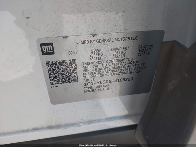 1G1FY6S06P4108329 Chevrolet 2023