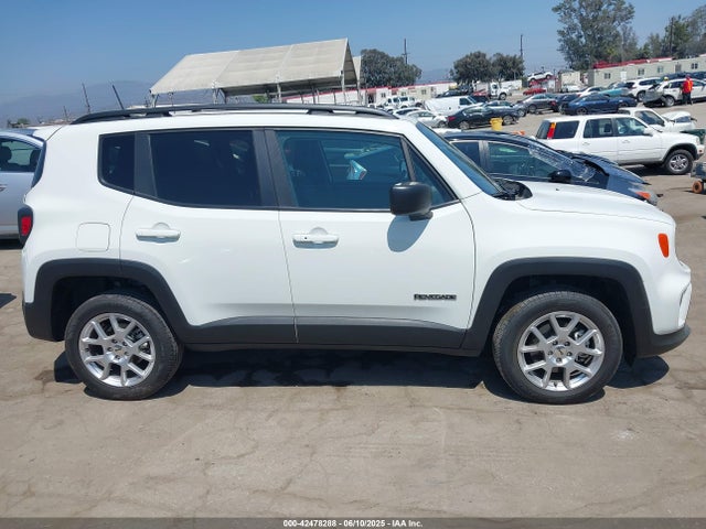 ZACNJDB14NPN69500 Jeep 2022