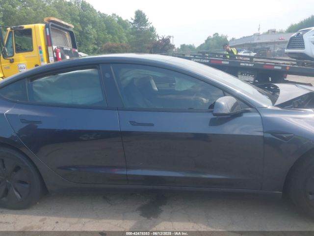 5YJ3E1EB2SF899446 Tesla 2025