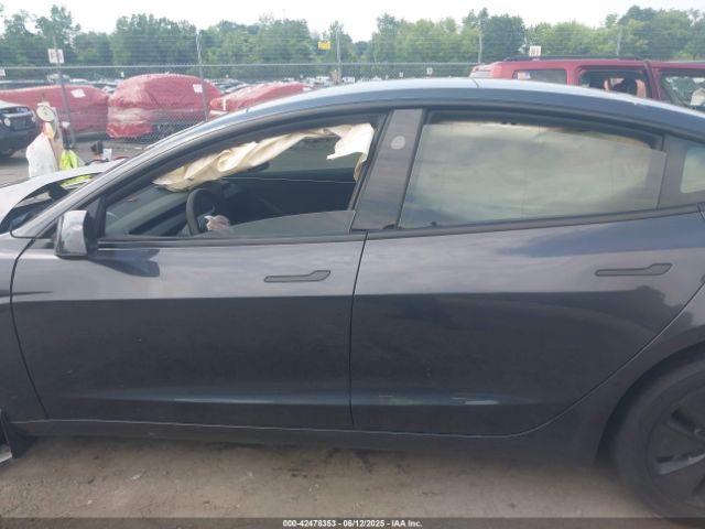 5YJ3E1EB2SF899446 Tesla 2025