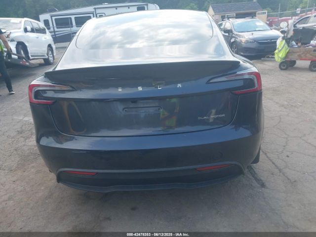 5YJ3E1EB2SF899446 Tesla 2025