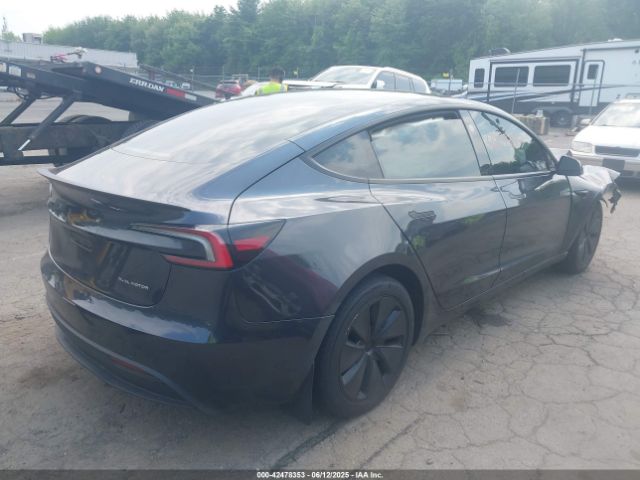 5YJ3E1EB2SF899446 Tesla 2025