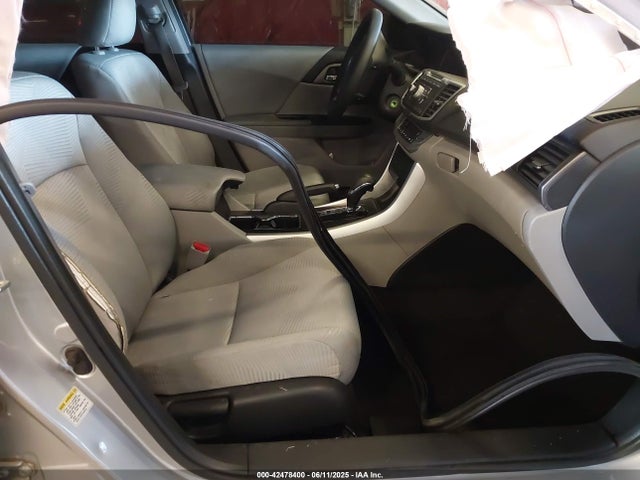 Honda k24w1 2014 1HGCR2F33EA022738 Image 5