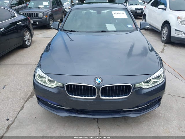 WBA8D9C55JEM32703 BMW 2018