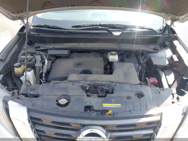 5N1DR2MM4JC670095 Nissan Pathfinder Sv