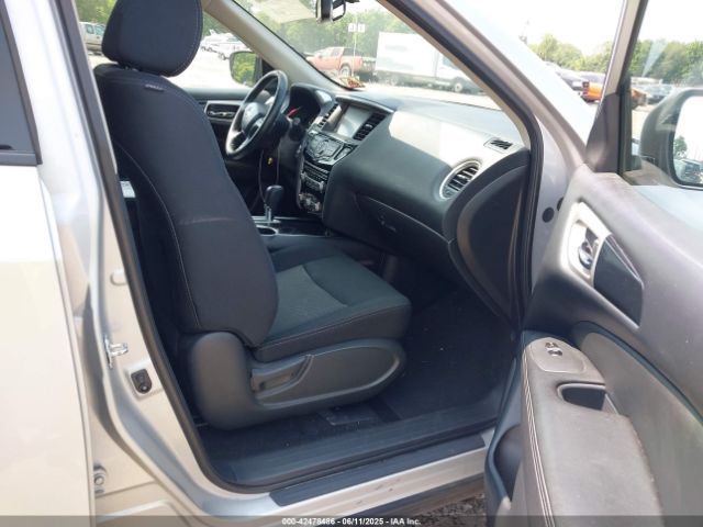 5N1DR2MM4JC670095 Nissan Pathfinder Sv