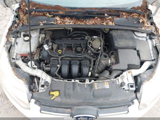 1FADP3F25EL277813 Ford FOCUS SE