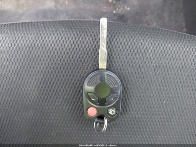 1FADP3F25EL277813 Ford FOCUS SE
