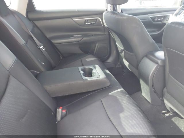 1N4AL3AP7GC282645 Nissan 2016