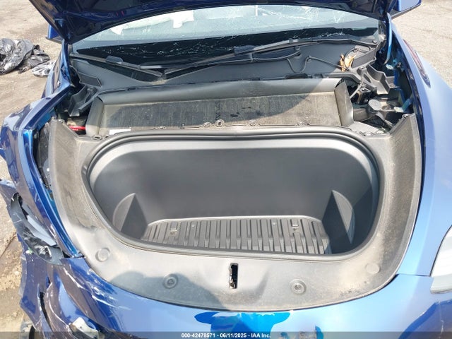 2023 TESLA MODEL Y 7SAYGDEE0PF798850 Photo 9