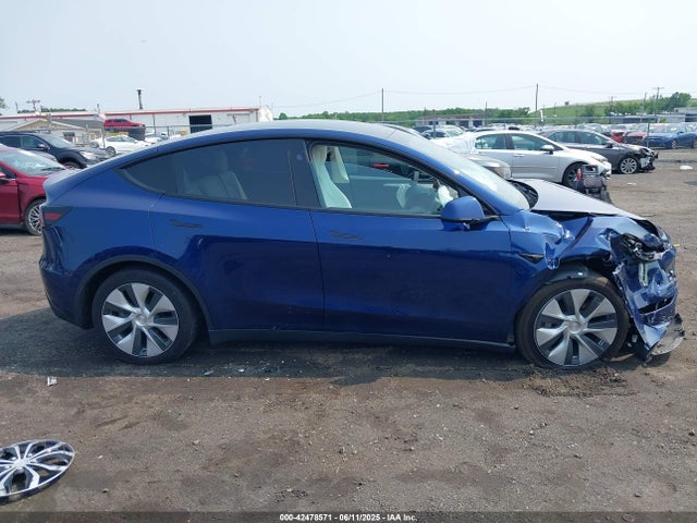 7SAYGDEE0PF798850 Tesla Model Y
