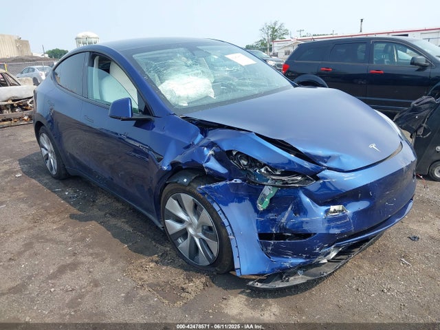2023 TESLA MODEL Y 7SAYGDEE0PF798850 Photo 5