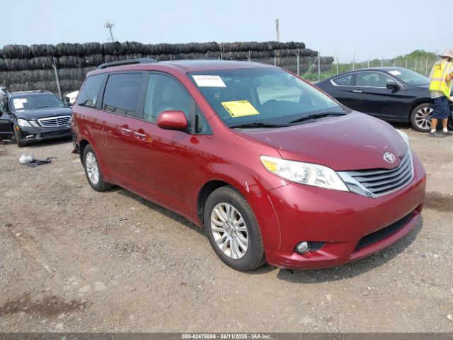 2017 TOYOTA SIENNA 5TDYZ3DC1HS897384