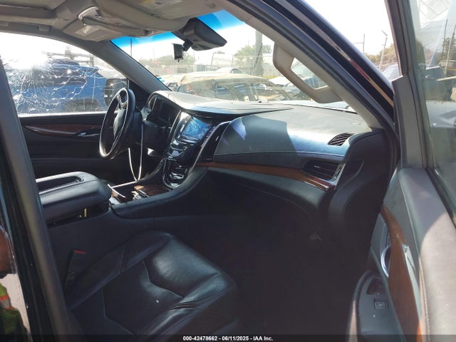 2019 CADILLAC ESCALADE ESV 1GYS4HKJ9KR185367 Photo 4