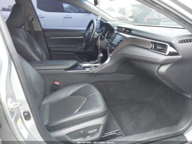 2018 TOYOTA CAMRY 4T1B61HKXJU054561 Photo 4