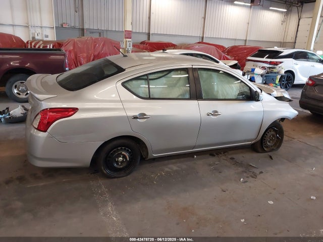 Nissan 2019 2019 3N1CN7AP5KL800661 Image 13